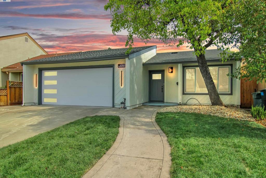 Photo of Listing #41102040