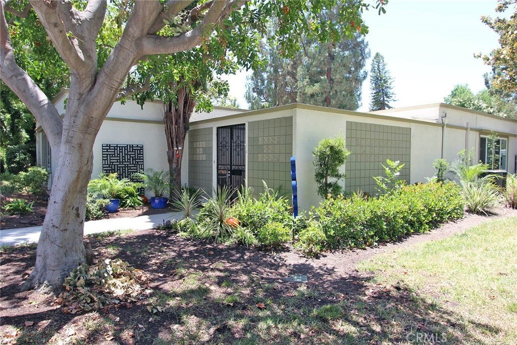 Photo of Listing #OC25135530