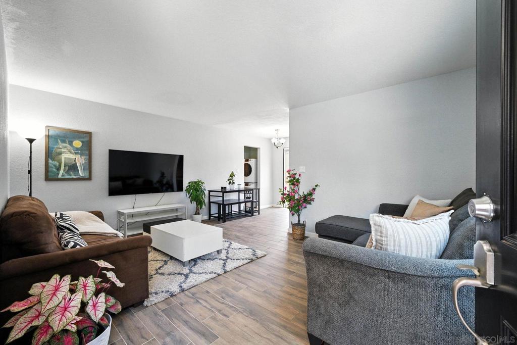 Photo of Listing #250031098SD