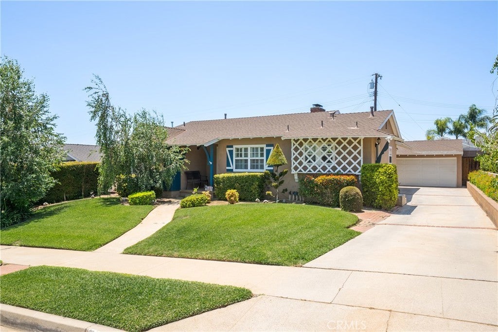 Photo of Listing #CV25136467