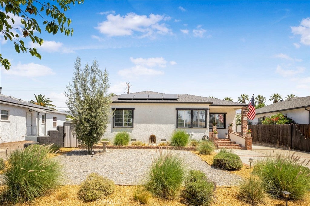 Photo of Listing #CV25135828