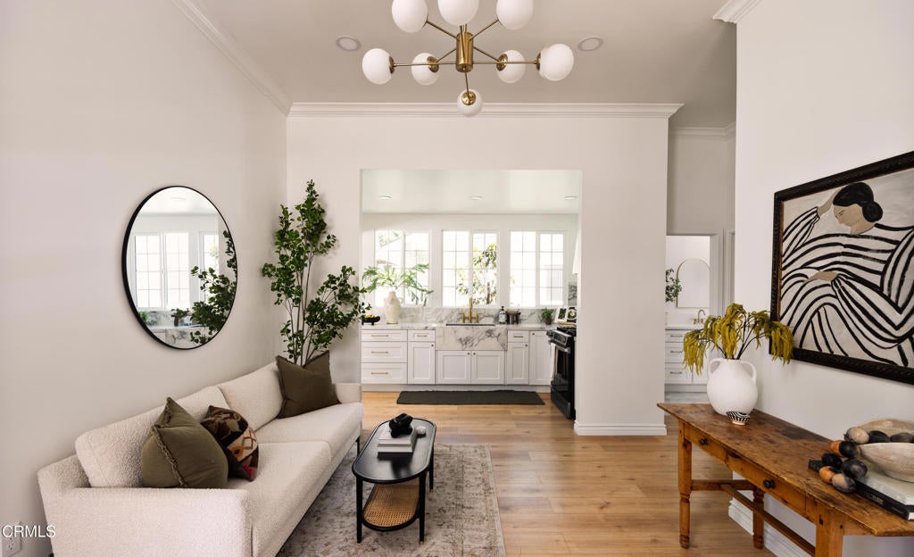 Photo of Listing #V1-30677