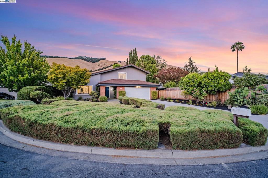 Photo of Listing #41102083