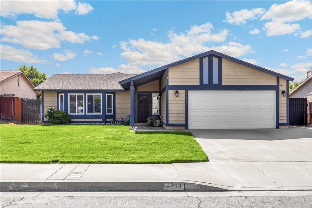 Photo of Listing #IV25138126