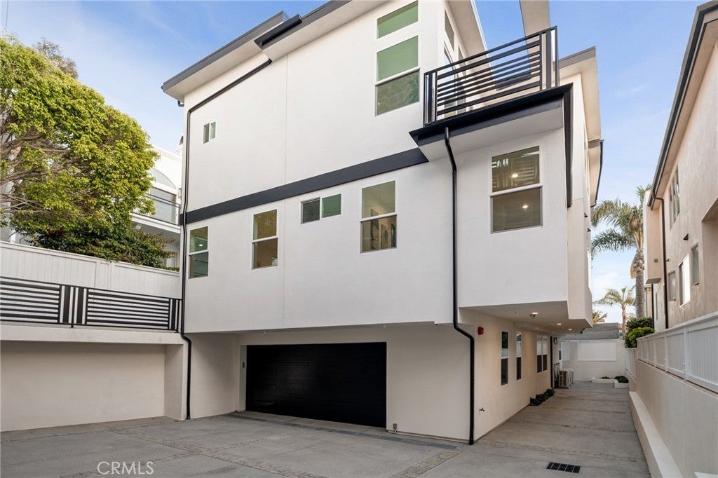 Photo of Listing #SB25138133