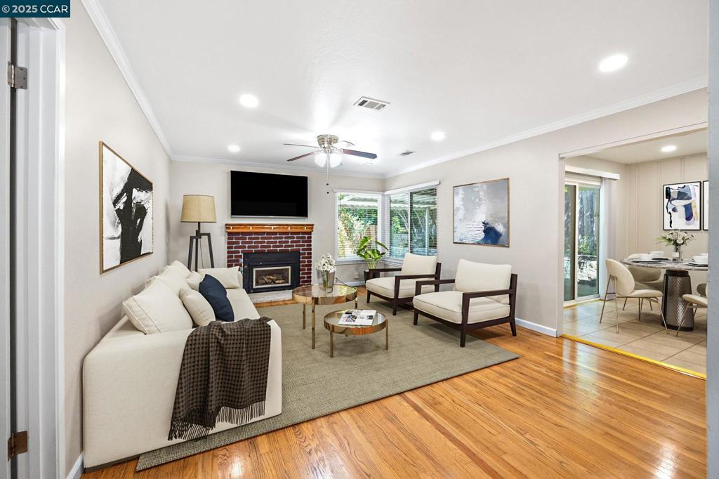 Photo of Listing #41102090