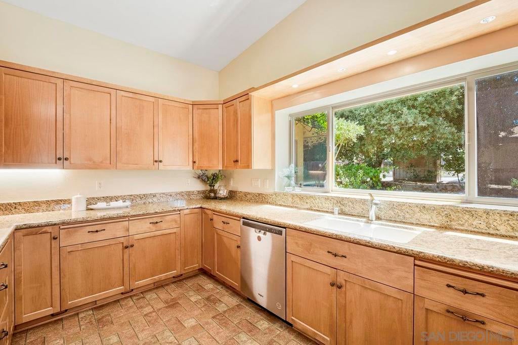 Photo of Listing #250031129SD