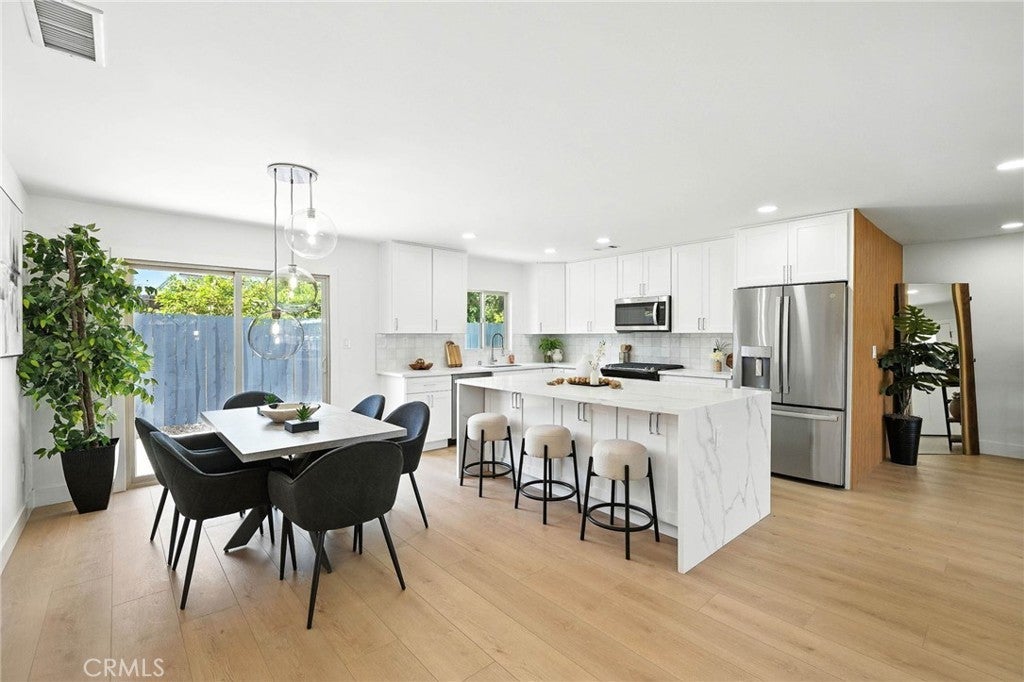 Photo of Listing #SW25137798