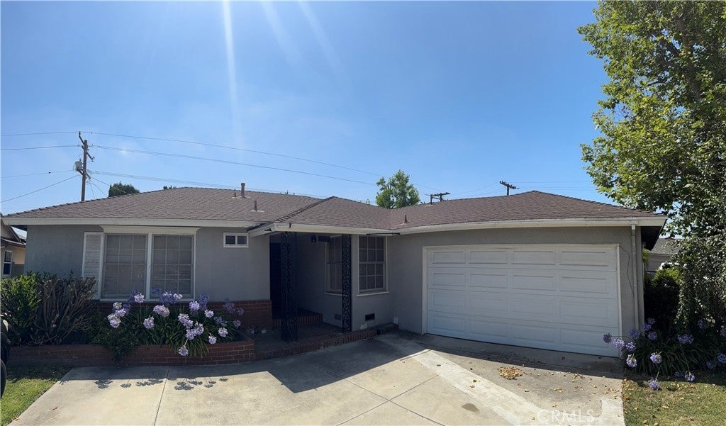 Photo of Listing #OC25137949