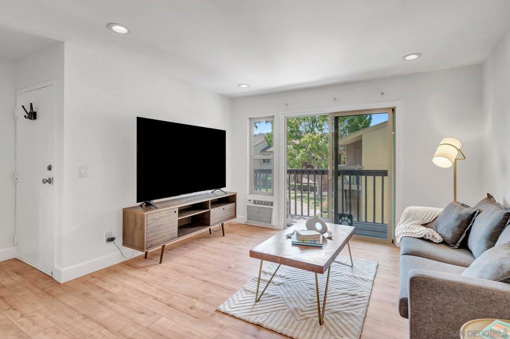 Photo of Listing #250031152SD