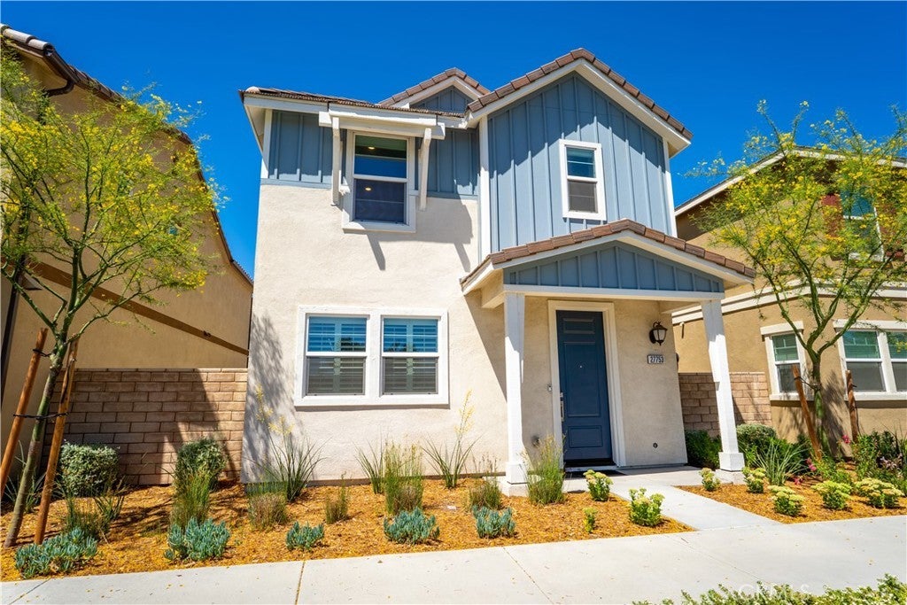 Photo of Listing #SR25138438