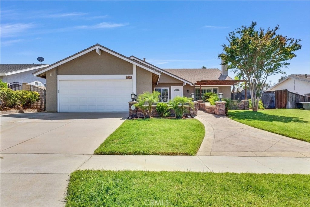 Photo of Listing #PW25138253