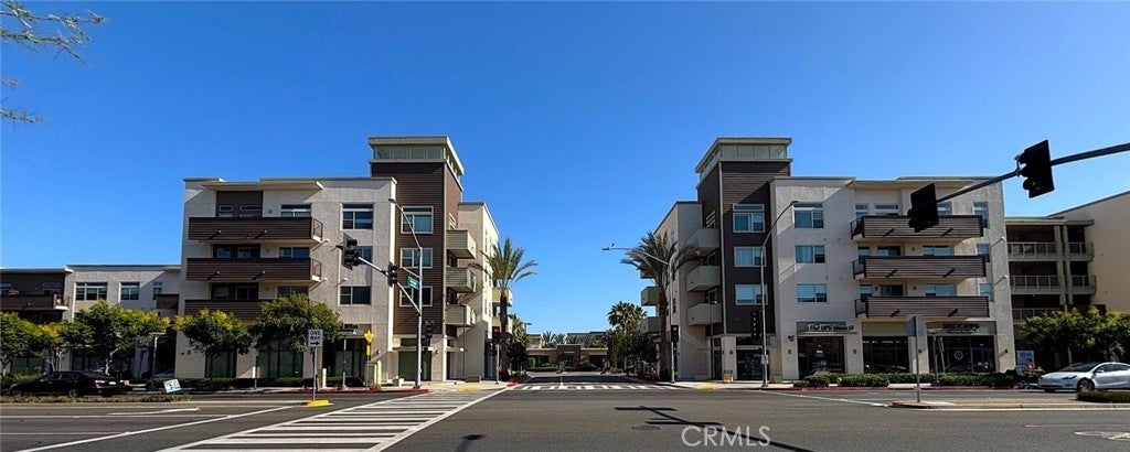 Photo of Listing #SB25138151