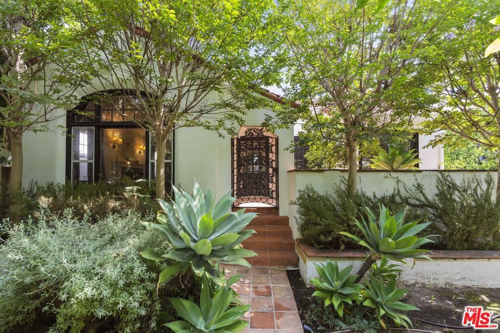 Photo of Listing #25551885