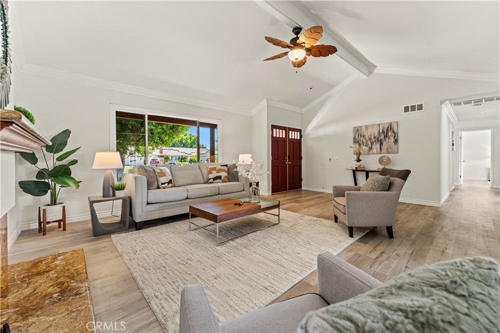 Photo of Listing #PW25133864