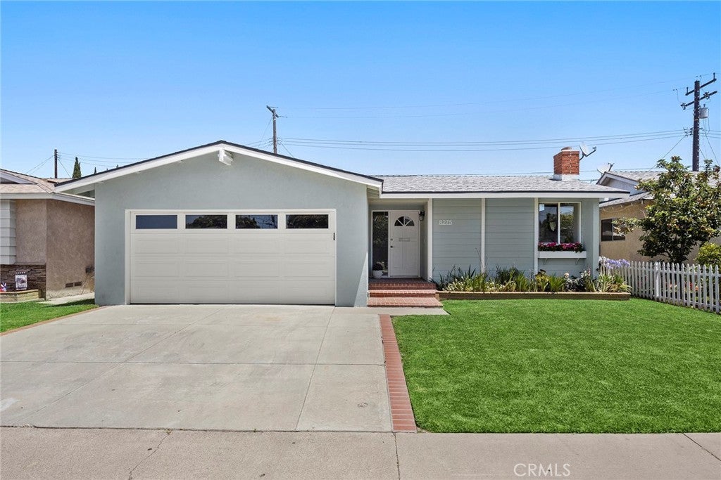 Photo of Listing #NP25138219