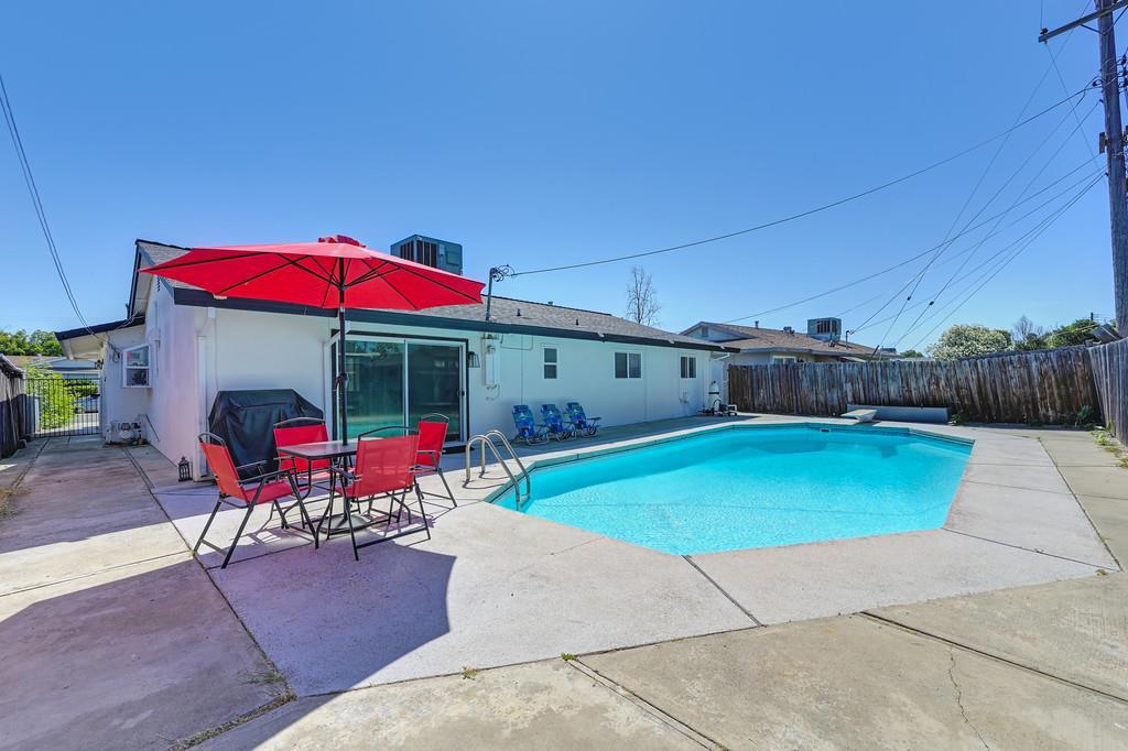 Photo of Listing #ML82011798