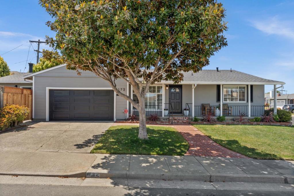 Photo of Listing #ML82009414