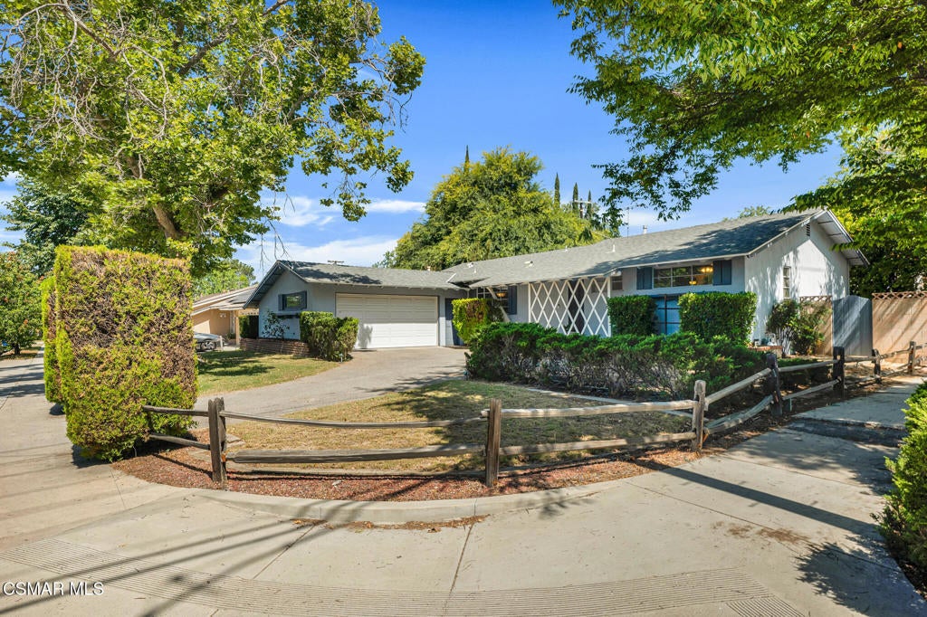 Photo of Listing #225003118