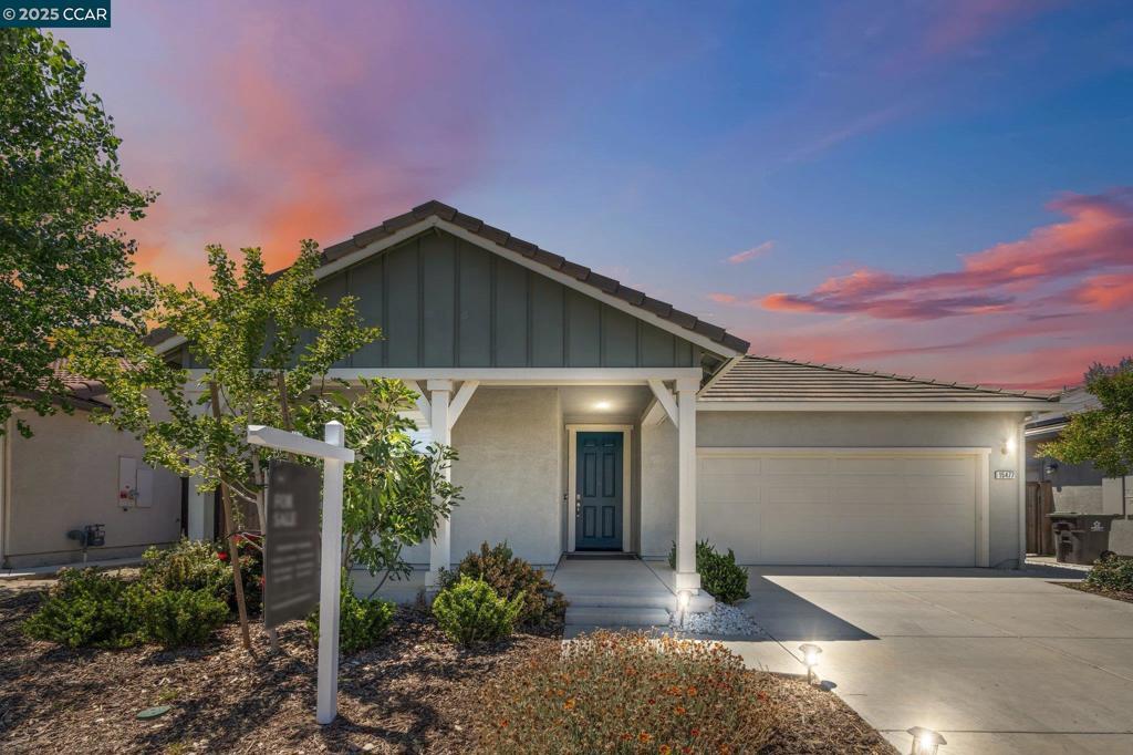 Photo of Listing #41102257