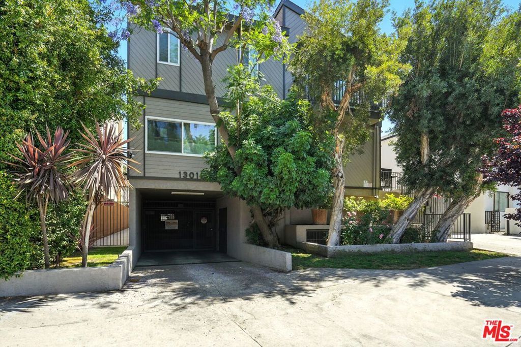 Photo of Listing #25555051