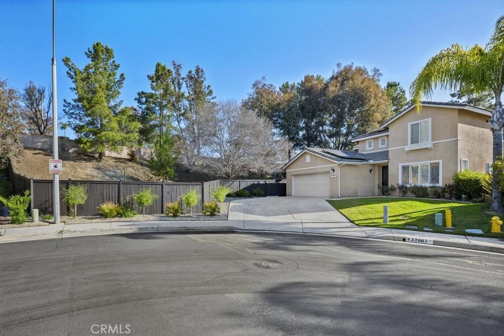 Photo of Listing #IV25120837