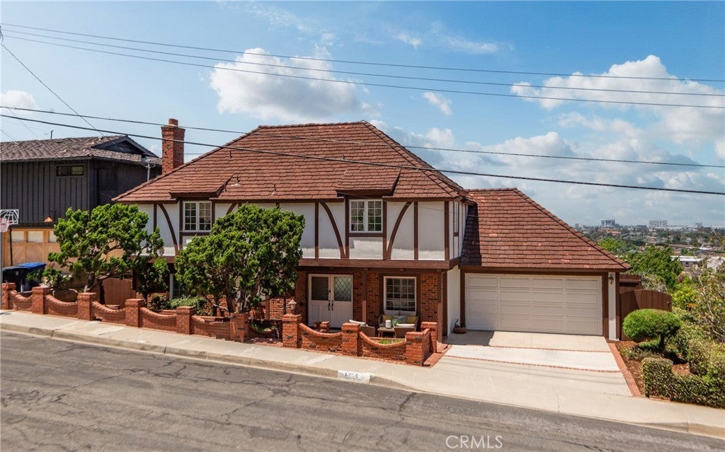 Photo of Listing #SB25137895