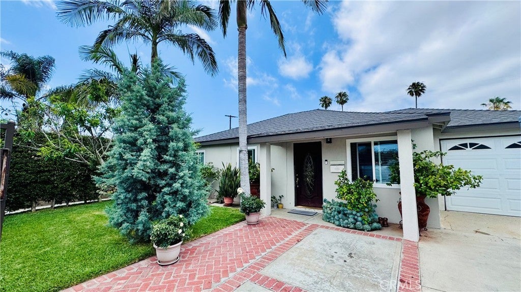 Photo of Listing #RS25138844