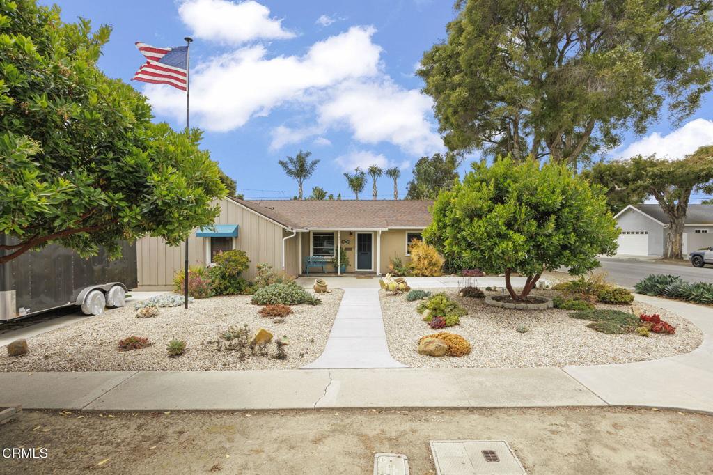 Photo of Listing #V1-30704