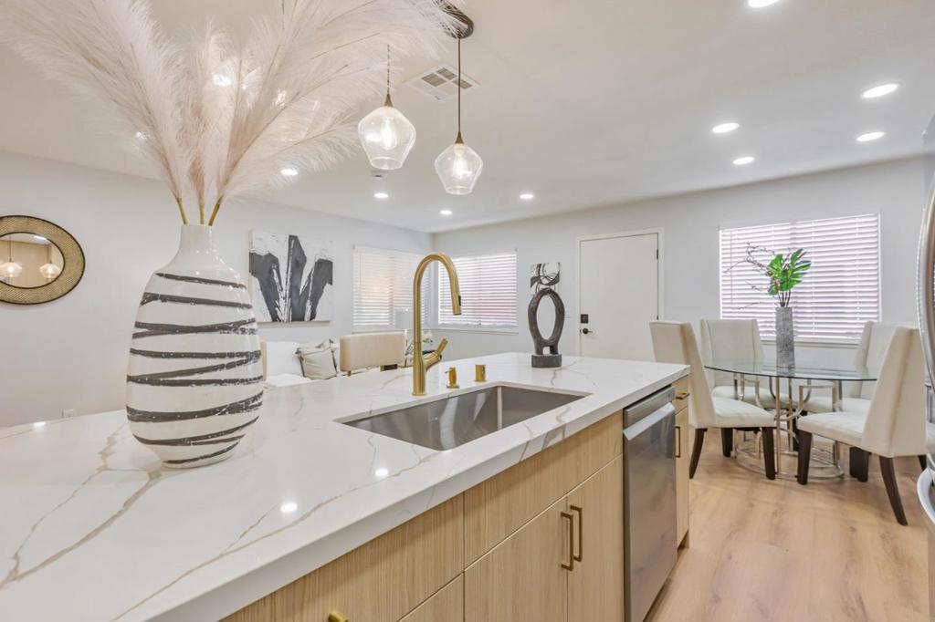 Photo of Listing #ML82011938