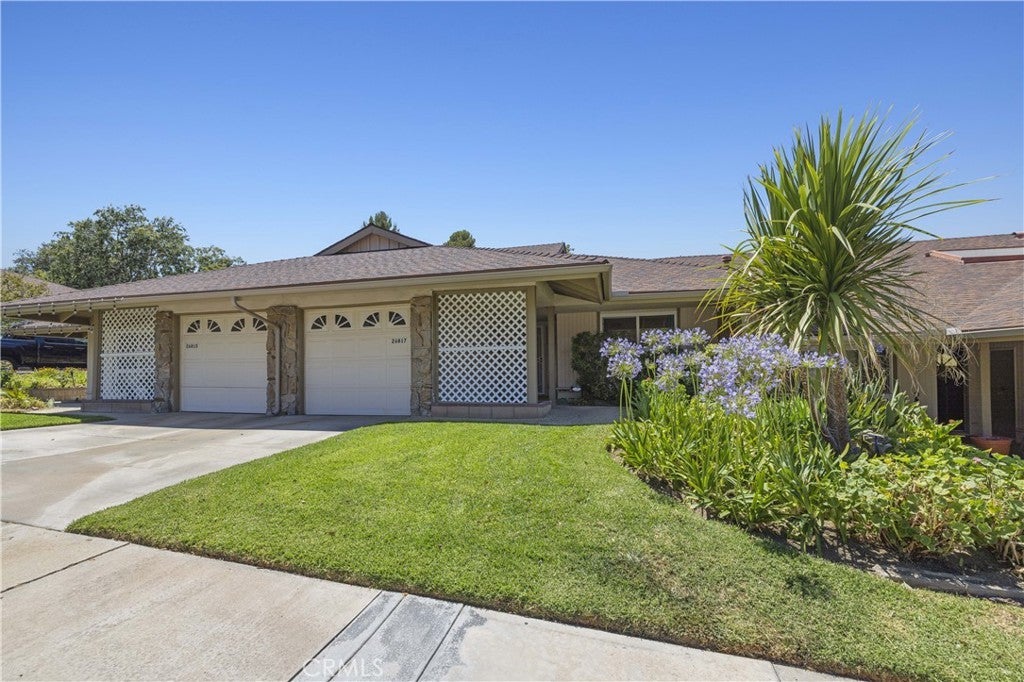 Photo of Listing #SR25139318