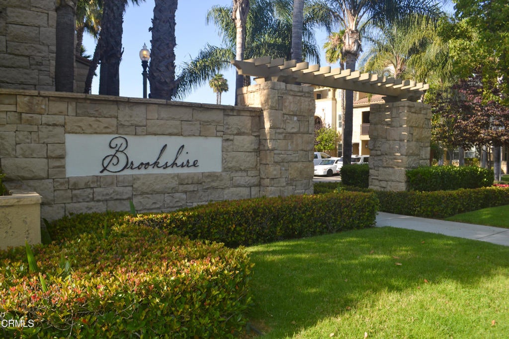 Photo of Listing #V1-30715