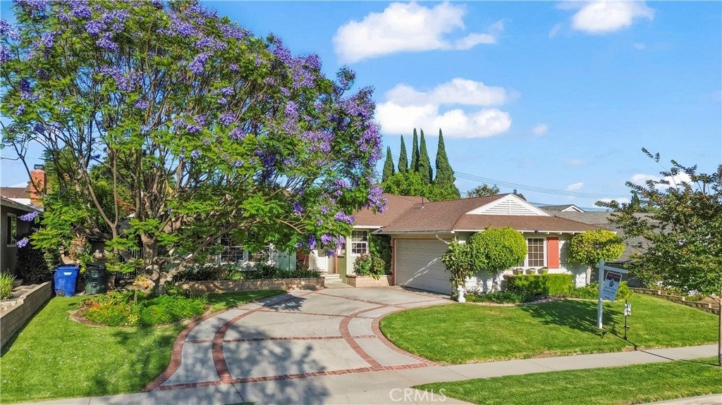 Photo of Listing #CV25139490