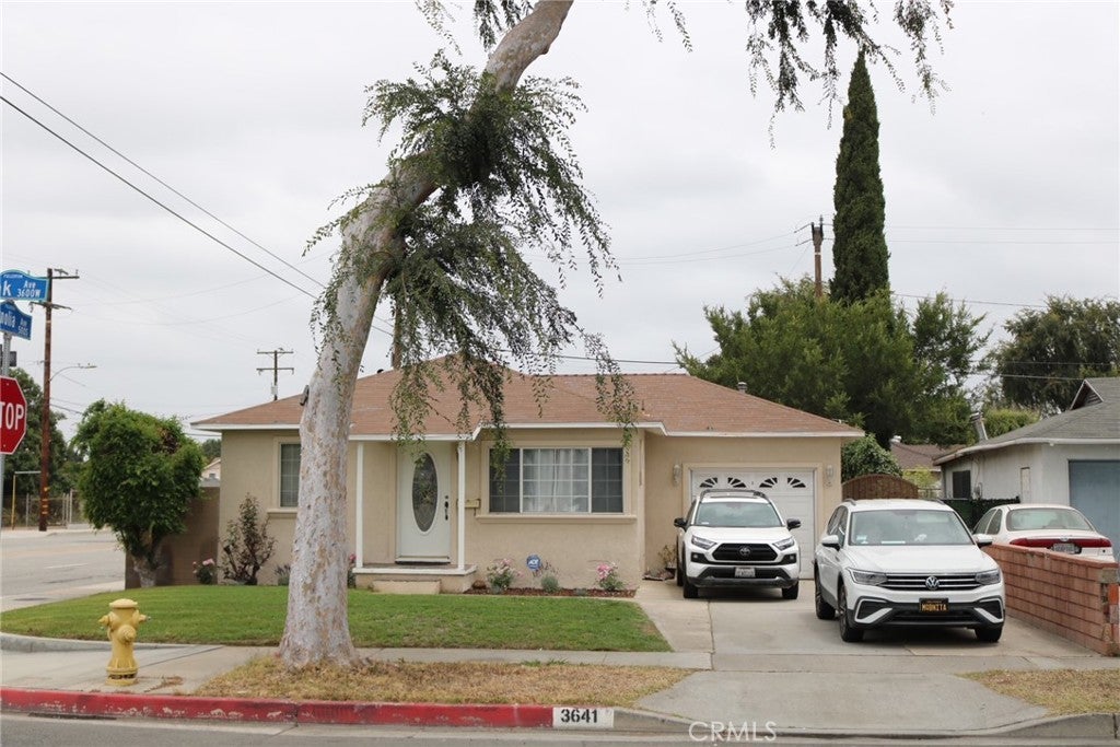 Photo of Listing #IV25139750