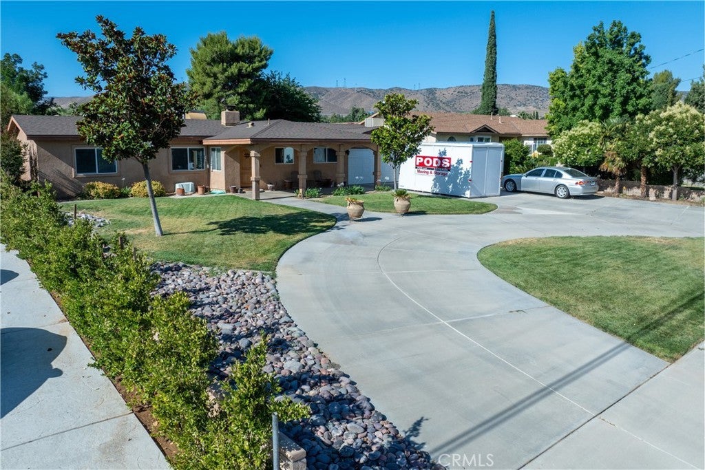 Photo of Listing #SR25140085