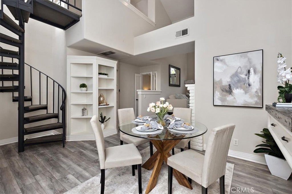 Photo of Listing #OC25136137