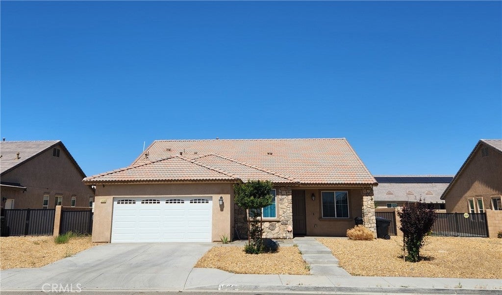 Photo of Listing #IV25139550