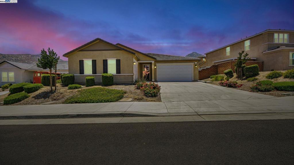 Photo of Listing #41102432