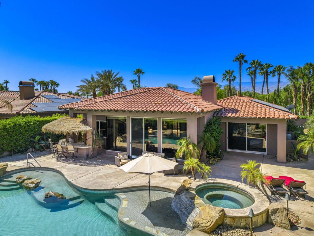 261 Loch Lomond Road, Rancho Mirage