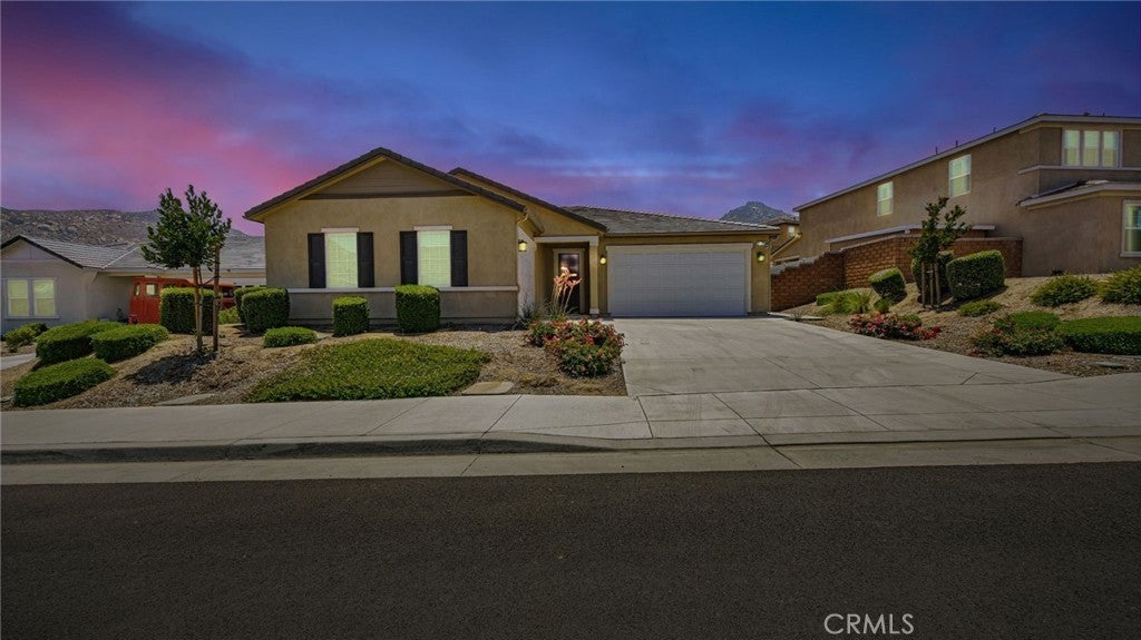 Photo of Listing #IV25140255