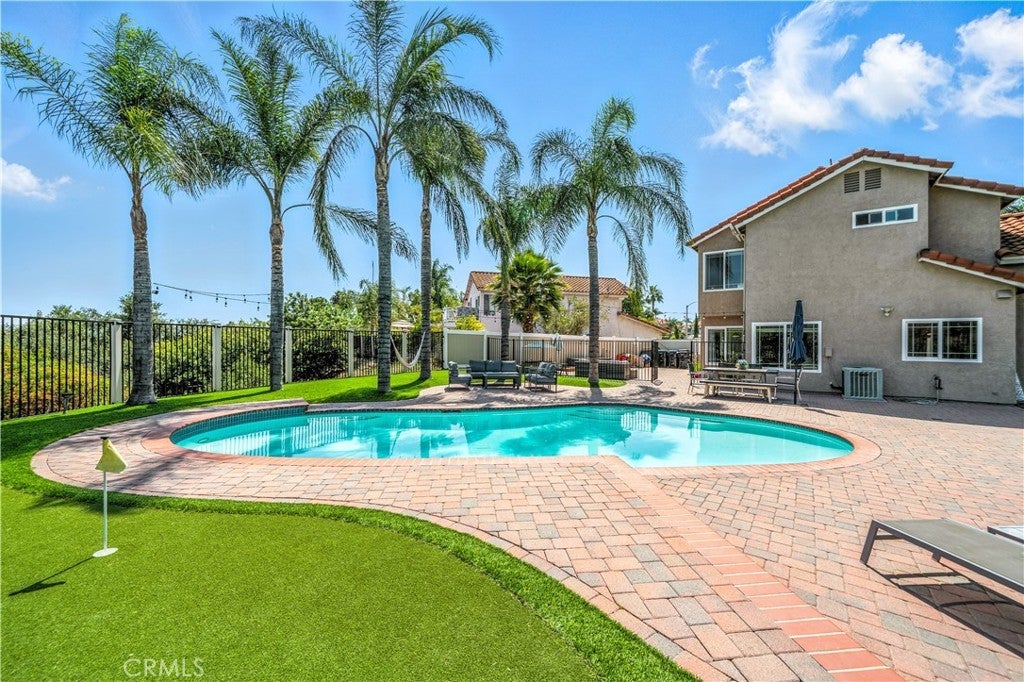 Photo of Listing #SW25140478