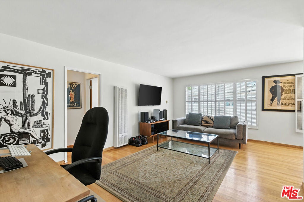 Photo of Listing #25554743