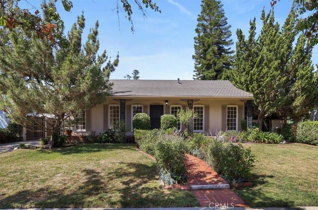 Photo of Listing #SR25140017