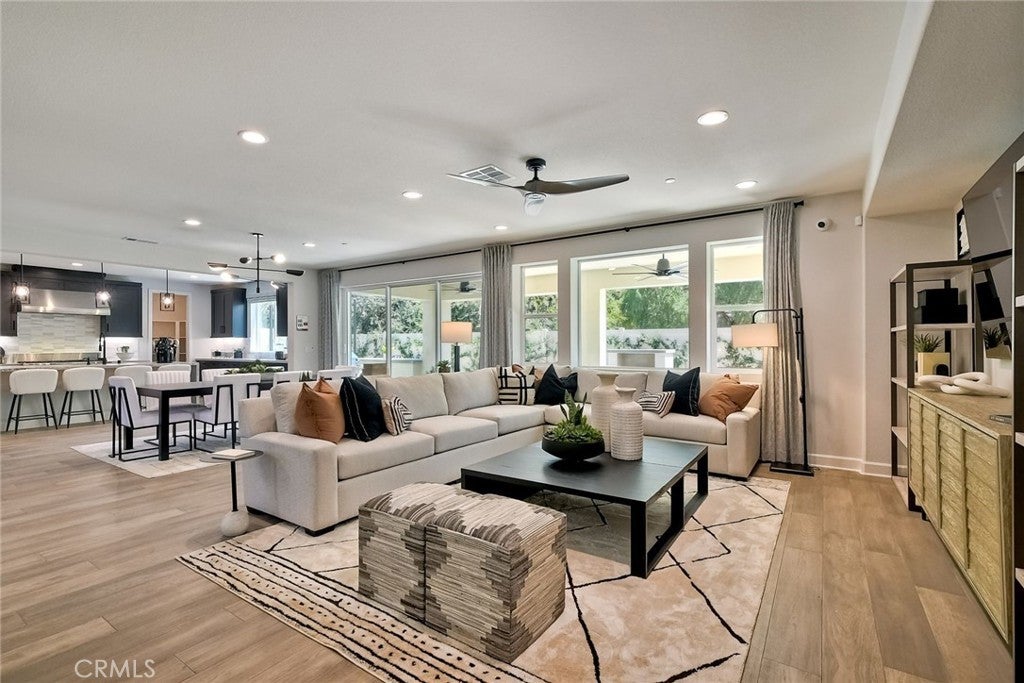 Photo of Listing #OC25139546