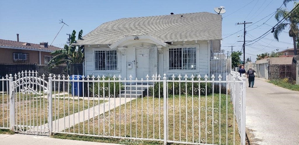 Photo of Listing #IV25140448