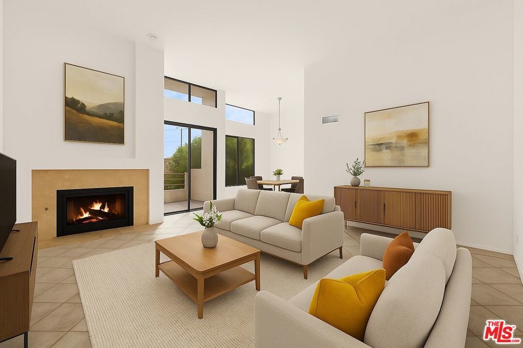 Photo of Listing #25555545