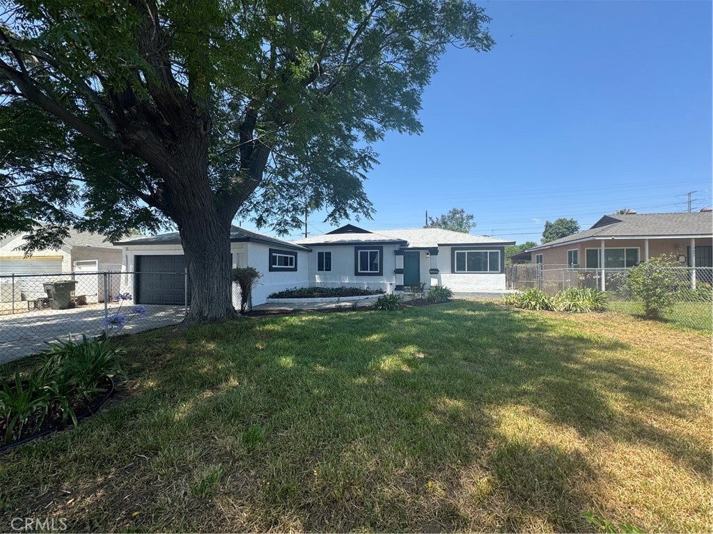 Photo of Listing #IV25140870