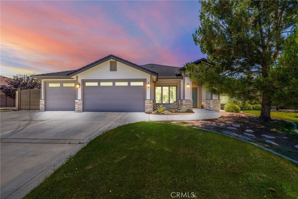 Photo of Listing #SR25141007