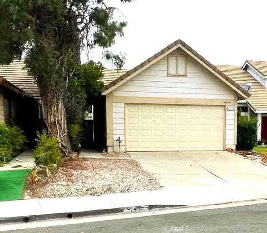 Photo of Listing #CV25139685