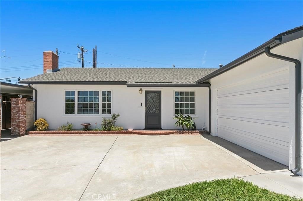 Photo of Listing #SR25141187